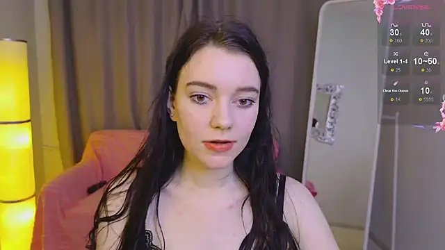 Snapshot of Lana__Cute_ chatting on March 8, 11:28 pm Lana Cute online show from March 8, 11:28 pm