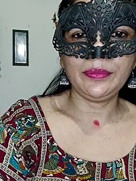 Snapshot of sexy_bhabhi69 chatting on July 7, 9:57 am sexy bhabhi69 online show from July 7, 9:57 am