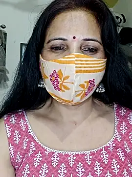 Snapshot of sexy_bhabhi69 chatting on July 8, 4:33 pm sexy bhabhi69 online show from July 8, 4:33 pm