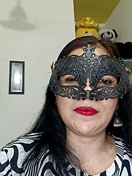 Snapshot of sexy_bhabhi69 chatting on July 30, 5:23 pm sexy bhabhi69 online show from July 30, 5:23 pm