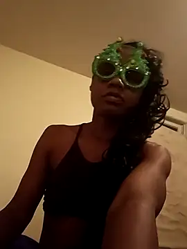 Snapshot of NastyBlackslaveGirl chatting on December 22, 6:39 am NastyBlackslaveGirl online show from December 22, 6:39 am