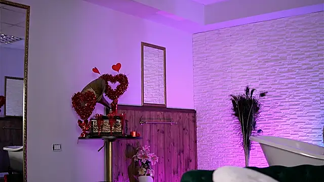 Jenna Day online show from February 24, 7:28 am