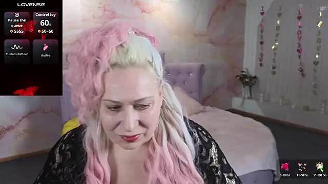 Penelope Pinky online show from March 19, 11:36 am