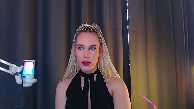 Snapshot of Cassie_Bae chatting on March 23, 7:09 am Cassie Bae online show from March 23, 7:09 am