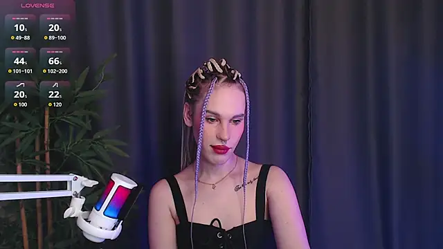 Snapshot of Cassie_Bae chatting on January 12, 5:34 am Cassie Bae online show from January 12, 5:34 am