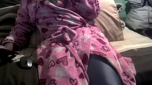 NicoleBitch87 online show from March 19, 9:16 pm
