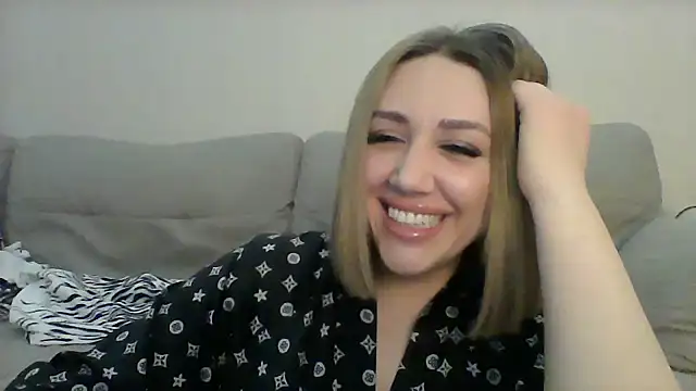 VickyLove047 online show from January 1, 1:47 am