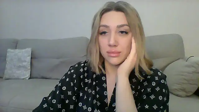 VickyLove047 online show from January 12, 6:28 am