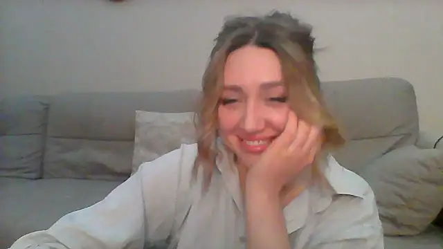 VickyLove047 online show from February 3, 8:24 am