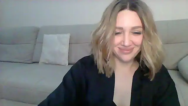 VickyLove047 online show from February 15, 9:26 pm