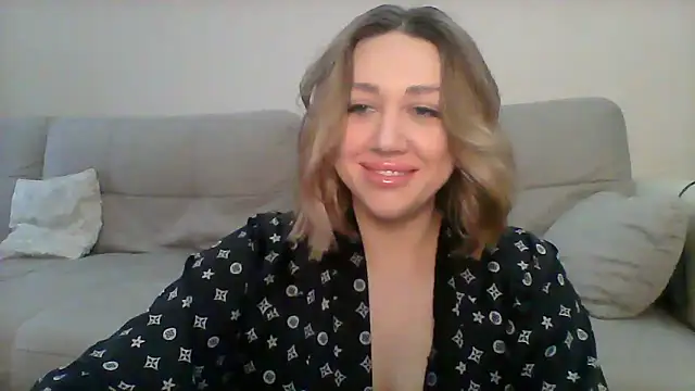 VickyLove047 online show from February 24, 5:43 am