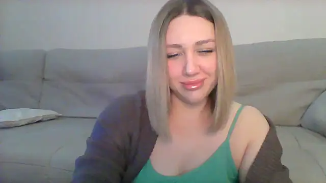 VickyLove047 online show from March 8, 5:49 am