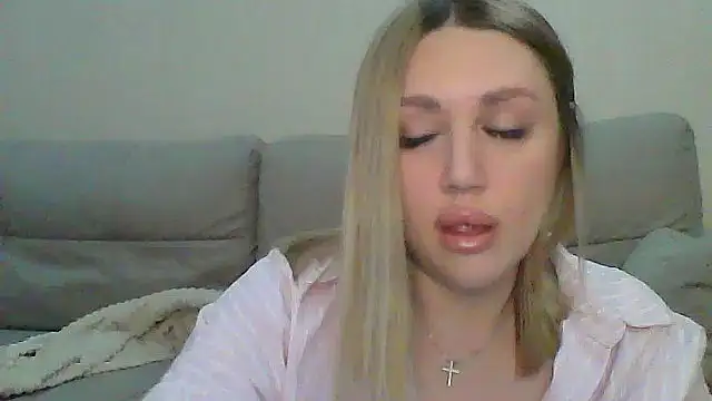 VickyLove047 online show from September 15, 5:51 am