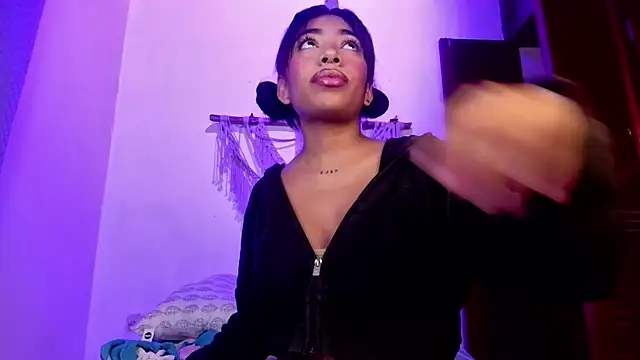 Snapshot of anais_tgn chatting on October 10, 10:25 am anais tgn online show from October 10, 10:25 am