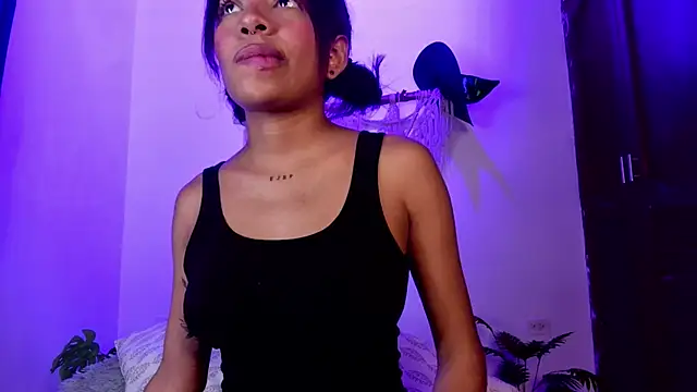 Snapshot of anais_tgn chatting on October 18, 5:03 pm anais tgn online show from October 18, 5:03 pm