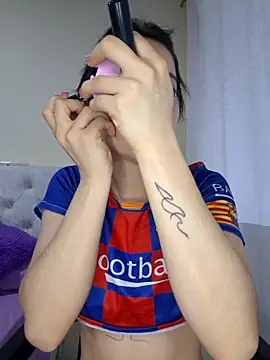 Snapshot of franchezkavegaaa chatting on October 12, 12:04 pm franchezkavegaaa online show from October 12, 12:04 pm