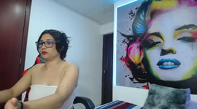 karime sexygirl online show from January 9, 5:33 pm