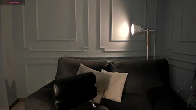 Snapshot of FernandaX1 chatting on November 15, 10:56 am FernandaX1 online show from November 15, 10:56 am