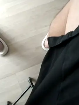 Dannydy2015 online show from October 7, 5:26 am