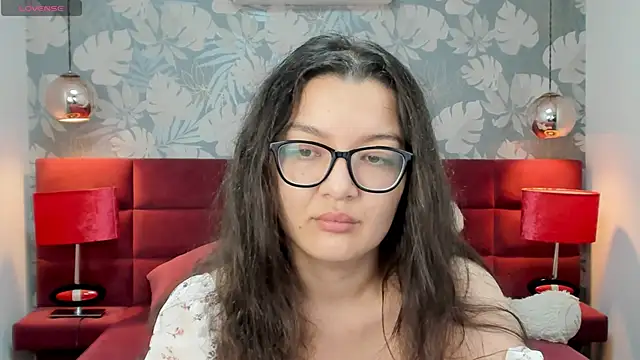 Snapshot of ZarifaBev chatting on November 1, 12:51 pm ZarifaBev online show from November 1, 12:51 pm