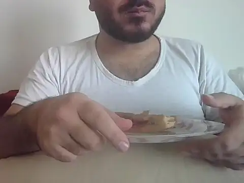 Snapshot of UrfavSlaveBitch chatting on January 16, 10:30 am UrfavSlaveBitch online show from January 16, 10:30 am