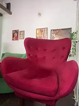 Adeellee  online show from July 21, 5:15 pm