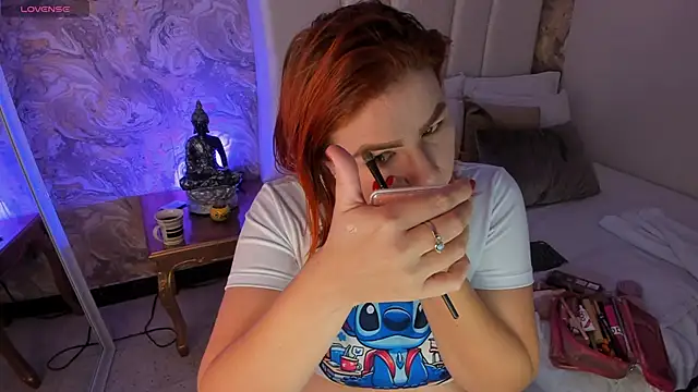 Snapshot of LucyanaSilva chatting on March 11, 1:01 pm LucyanaSilva online show from March 11, 1:01 pm