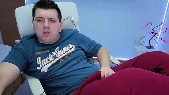 Snapshot of JasonJacks chatting on November 6, 3:40 am JasonJacks online show from November 6, 3:40 am