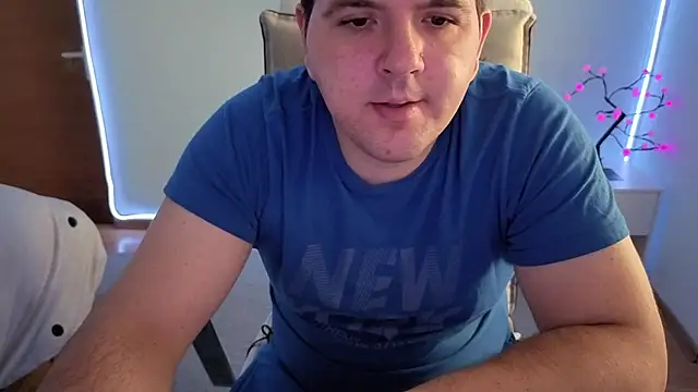 Snapshot of JasonJacks chatting on November 8, 6:13 am JasonJacks online show from November 8, 6:13 am