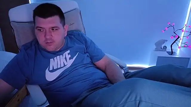 Snapshot of JasonJacks chatting on November 25, 3:28 am JasonJacks online show from November 25, 3:28 am