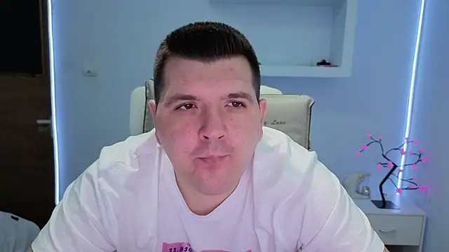 Snapshot of JasonJacks chatting on November 26, 3:51 am JasonJacks online show from November 26, 3:51 am