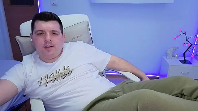 Snapshot of JasonJacks chatting on November 28, 4:09 pm JasonJacks online show from November 28, 4:09 pm