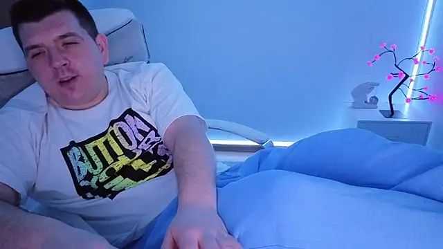 Snapshot of JasonJacks chatting on November 30, 5:55 am JasonJacks online show from November 30, 5:55 am