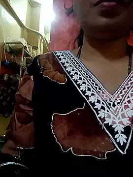 sunita-doll online show from January 14, 1:39 pm