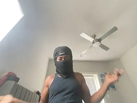 siscobob03 online show from December 15, 5:31 pm