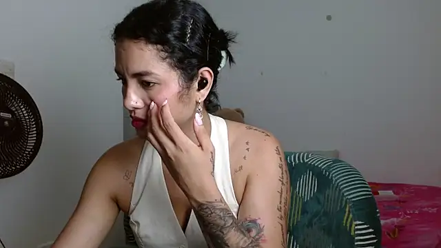 Snapshot of Sexy_Lia_ chatting on March 1, 3:41 am Sexy Lia online show from March 1, 3:41 am