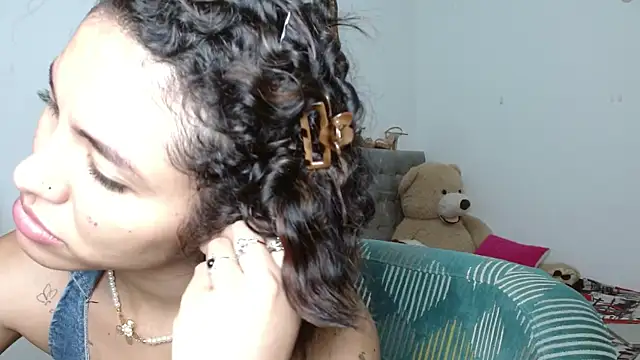 Snapshot of Sexy_Lia_ chatting on May 24, 12:59 am Sexy Lia online show from May 24, 12:59 am