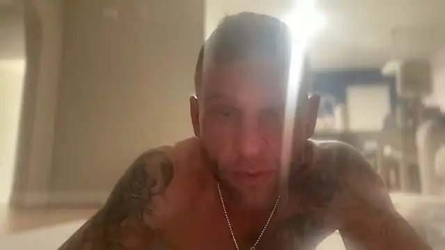 heavyhitta83 online show from December 17, 3:06 am