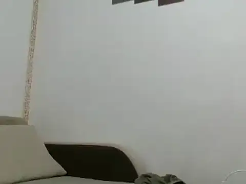 Snapshot of maiaandreea chatting on December 28, 2:53 pm maiaandreea online show from December 28, 2:53 pm