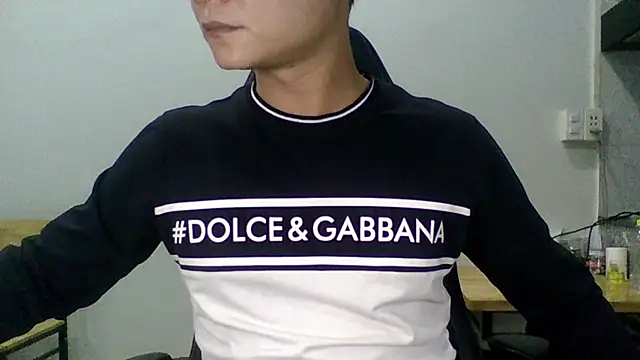 Snapshot of tokuda_20 chatting on December 18, 1:23 pm tokuda 20 online show from December 18, 1:23 pm