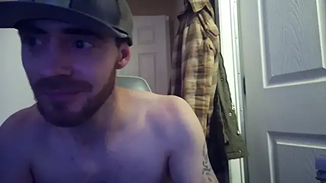 Snapshot of Huntzg23 chatting on March 10, 7:24 am Huntzg23 online show from March 10, 7:24 am