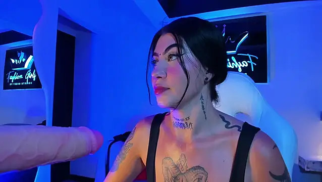 MegganLuna online show from January 23, 11:15 pm