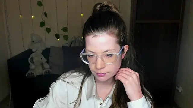 Alicia redfollow online show from January 14, 6:24 am