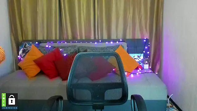 Alicia redfollow online show from January 21, 9:25 pm