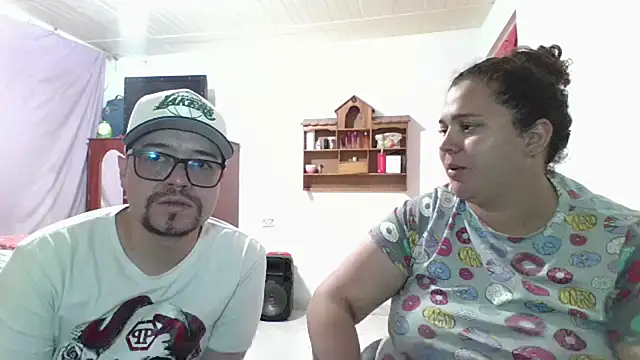 Snapshot of pecadodulce123 chatting on February 11, 11:54 pm pecadodulce123 online show from February 11, 11:54 pm