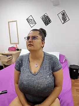 Miss balloonsmila online show from February 28, 9:55 pm