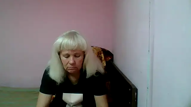 Snapshot of sakura_blonde chatting on February 11, 5:29 pm sakura blonde online show from February 11, 5:29 pm