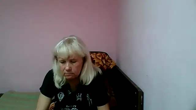 Snapshot of sakura_blonde chatting on February 15, 9:49 am sakura blonde online show from February 15, 9:49 am