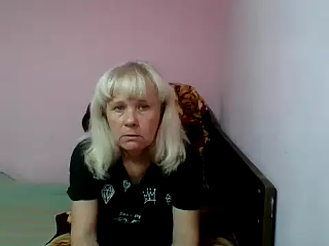 Snapshot of sakura_blonde chatting on February 25, 10:07 pm sakura blonde online show from February 25, 10:07 pm