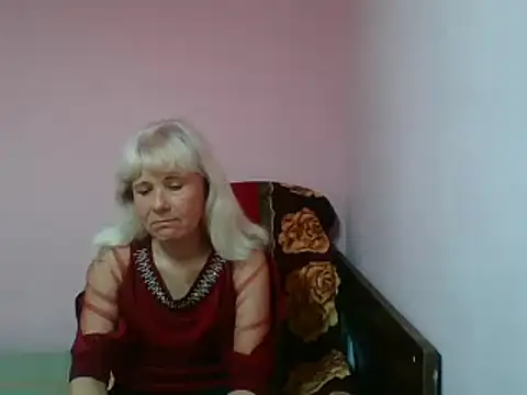 Snapshot of sakura_blonde chatting on March 21, 7:00 am sakura blonde online show from March 21, 7:00 am